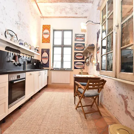 In Mit Terrasse, Cleaning Included Appartement Steffenshagen